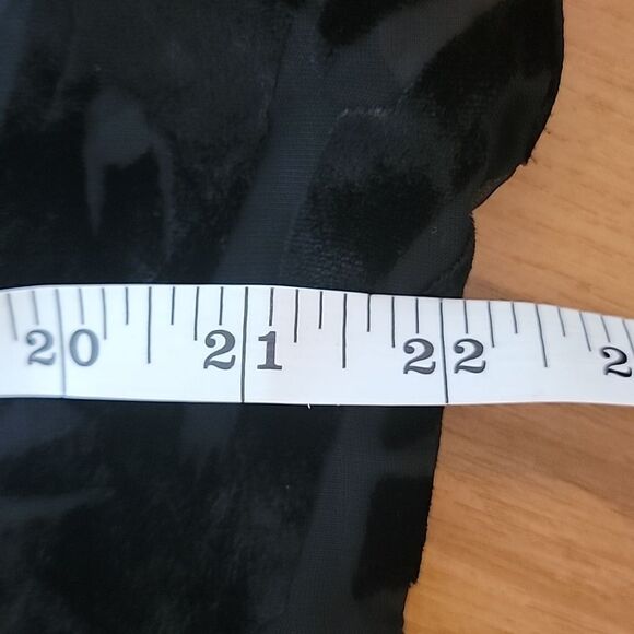 Cabi short sleeve blouse Size S - Picture 10 of 11